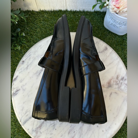 Sam Edelman
Elaina T-Strap Buckle Loafer Black Leather women Sz 8.5 gently used - Picture 13 of 16